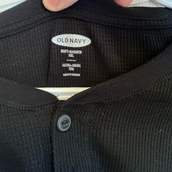 Old Navy soft wash 1/4 button up long sleeve shirt - Picture 2 of 3